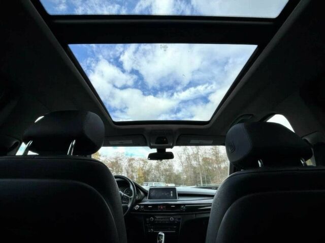 БМВ Х5 2014 в Житомире на Automoto.ua Серый БМВ Х5, объемом двигателя 3 л и пробегом 90 тыс. км за 7500 $, фото 12 на Automoto.ua