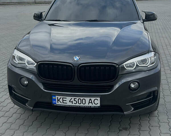 Сірий БМВ Х5, об'ємом двигуна 2 л та пробігом 197 тис. км за 24000 $, фото 3 на Automoto.ua