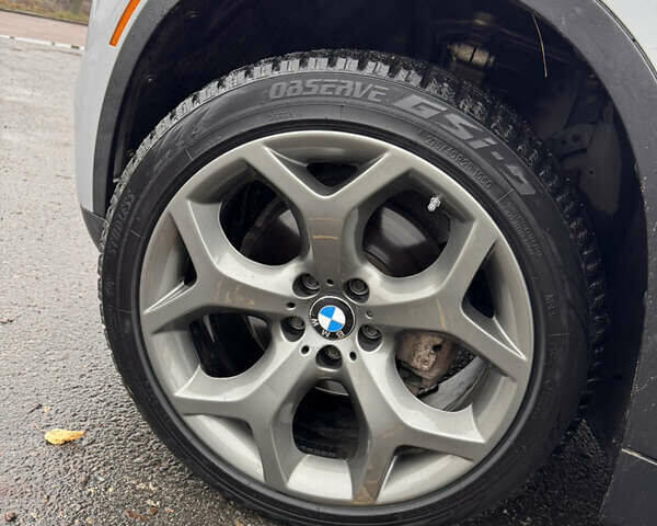 Серый БМВ Х5, объемом двигателя 3 л и пробегом 250 тыс. км за 25000 $, фото 9 на Automoto.ua