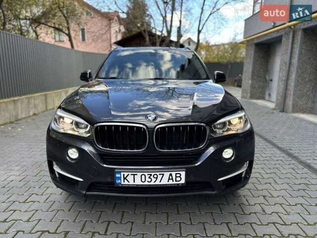 Серый БМВ Х5, объемом двигателя 2 л и пробегом 271 тыс. км за 21950 $, фото 4 на Automoto.ua