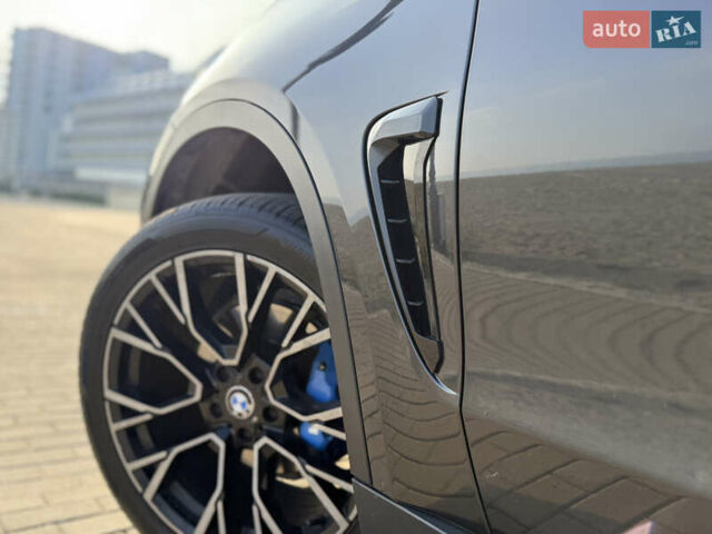 Сірий БМВ Х5, об'ємом двигуна 2 л та пробігом 180 тис. км за 25800 $, фото 25 на Automoto.ua