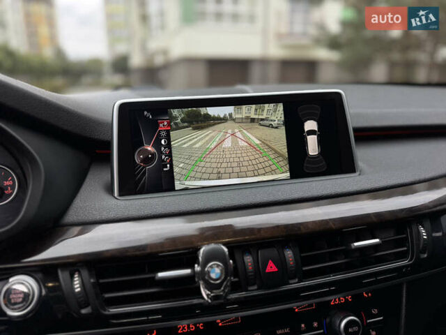 Серый БМВ Х5, объемом двигателя 3 л и пробегом 197 тыс. км за 23499 $, фото 42 на Automoto.ua