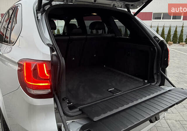 Сірий БМВ Х5, об'ємом двигуна 2.99 л та пробігом 193 тис. км за 28400 $, фото 39 на Automoto.ua