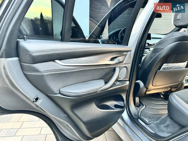 Сірий БМВ Х5, об'ємом двигуна 2.99 л та пробігом 195 тис. км за 33700 $, фото 9 на Automoto.ua