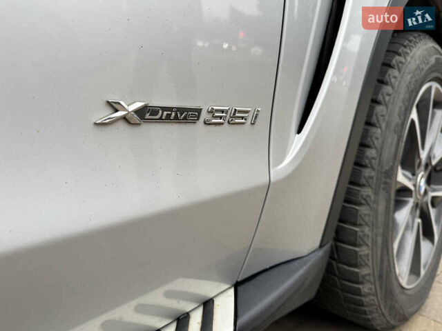 Серый БМВ Х5, объемом двигателя 2.98 л и пробегом 160 тыс. км за 21500 $, фото 28 на Automoto.ua