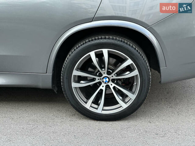 Серый БМВ Х5, объемом двигателя 2.99 л и пробегом 256 тыс. км за 30500 $, фото 15 на Automoto.ua