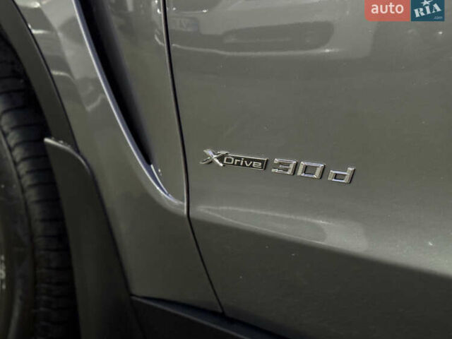 Серый БМВ Х5, объемом двигателя 2.99 л и пробегом 103 тыс. км за 32900 $, фото 14 на Automoto.ua
