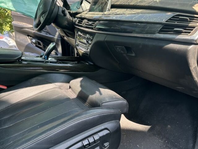 Серый БМВ Х5, объемом двигателя 3 л и пробегом 237 тыс. км за 100 $, фото 16 на Automoto.ua