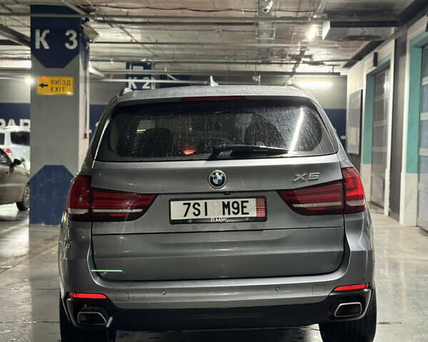 Сірий БМВ Х5, об'ємом двигуна 2.99 л та пробігом 302 тис. км за 27500 $, фото 4 на Automoto.ua