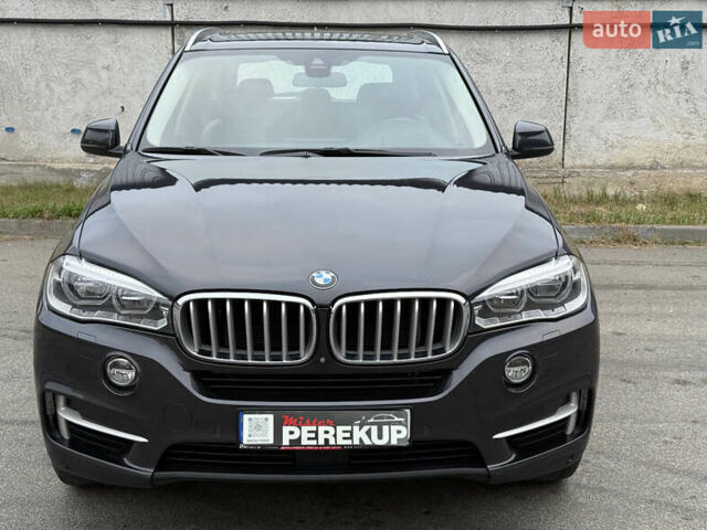 Серый БМВ Х5, объемом двигателя 2.99 л и пробегом 259 тыс. км за 27999 $, фото 1 на Automoto.ua