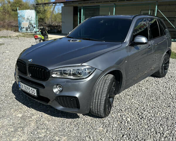 Серый БМВ Х5, объемом двигателя 3 л и пробегом 290 тыс. км за 29500 $, фото 4 на Automoto.ua