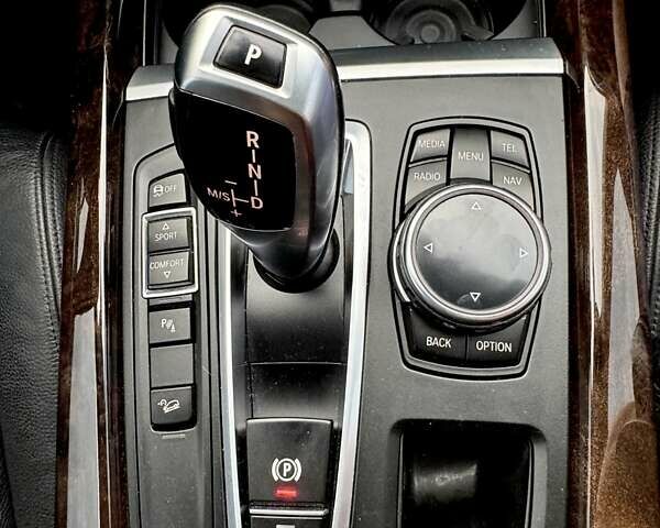 Серый БМВ Х5, объемом двигателя 2.98 л и пробегом 105 тыс. км за 24500 $, фото 33 на Automoto.ua