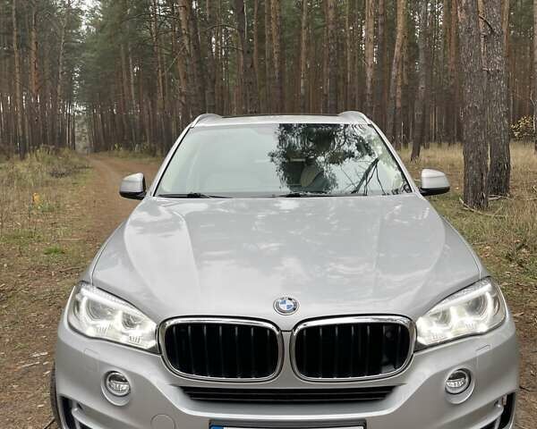 Серый БМВ Х5, объемом двигателя 2.99 л и пробегом 186 тыс. км за 25700 $, фото 2 на Automoto.ua