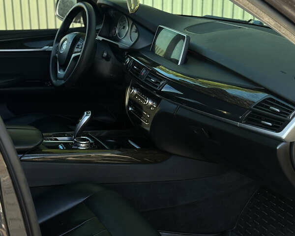 Серый БМВ Х5, объемом двигателя 2.98 л и пробегом 142 тыс. км за 20900 $, фото 18 на Automoto.ua