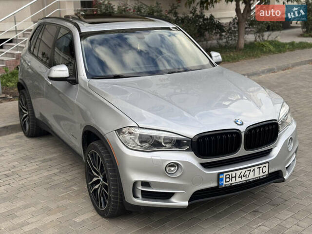 Серый БМВ Х5, объемом двигателя 3 л и пробегом 161 тыс. км за 21990 $, фото 1 на Automoto.ua