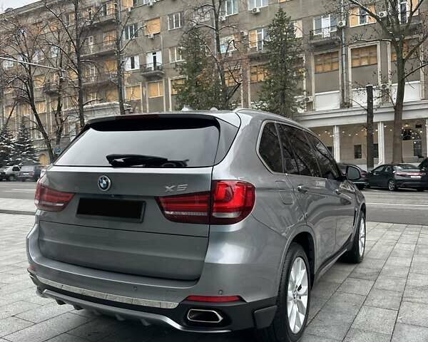 Серый БМВ Х5, объемом двигателя 2.98 л и пробегом 164 тыс. км за 25500 $, фото 65 на Automoto.ua