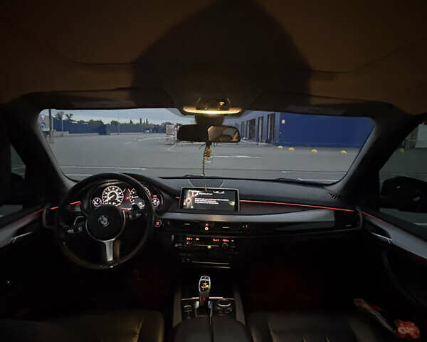 Сірий БМВ Х5, об'ємом двигуна 3 л та пробігом 244 тис. км за 19900 $, фото 23 на Automoto.ua