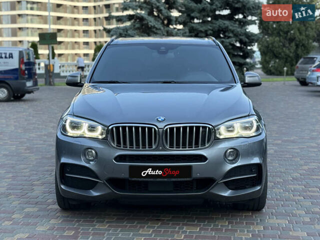 Серый БМВ Х5, объемом двигателя 2.99 л и пробегом 141 тыс. км за 38700 $, фото 1 на Automoto.ua