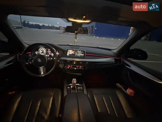 Сірий БМВ Х5, об'ємом двигуна 3 л та пробігом 244 тис. км за 19900 $, фото 20 на Automoto.ua