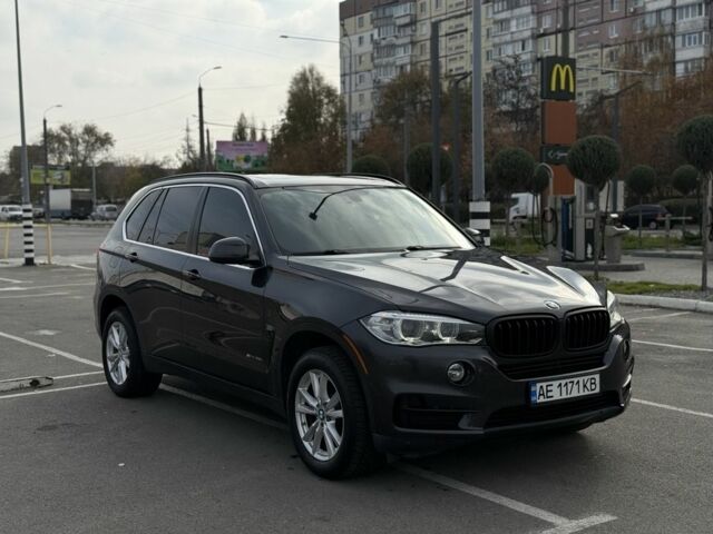 Сірий БМВ Х5, об'ємом двигуна 3 л та пробігом 290 тис. км за 18000 $, фото 1 на Automoto.ua