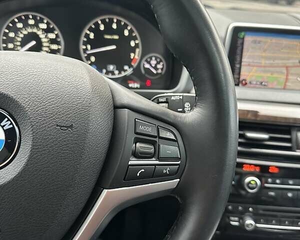 Серый БМВ Х5, объемом двигателя 2.98 л и пробегом 164 тыс. км за 25500 $, фото 101 на Automoto.ua