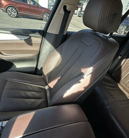 Серый БМВ Х5, объемом двигателя 2.99 л и пробегом 230 тыс. км за 28900 $, фото 16 на Automoto.ua