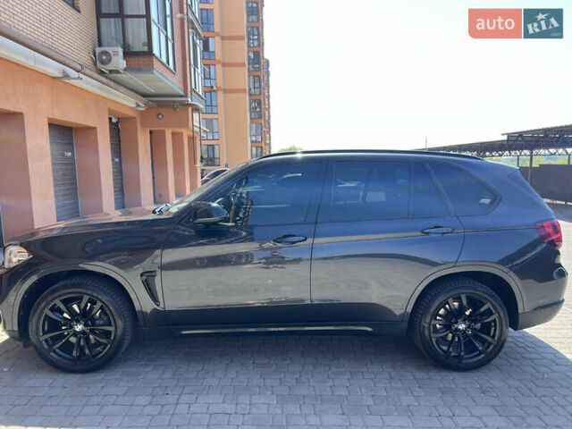 Серый БМВ Х5, объемом двигателя 3 л и пробегом 98 тыс. км за 27400 $, фото 5 на Automoto.ua