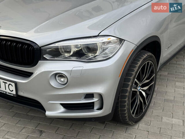 Серый БМВ Х5, объемом двигателя 3 л и пробегом 161 тыс. км за 21990 $, фото 10 на Automoto.ua