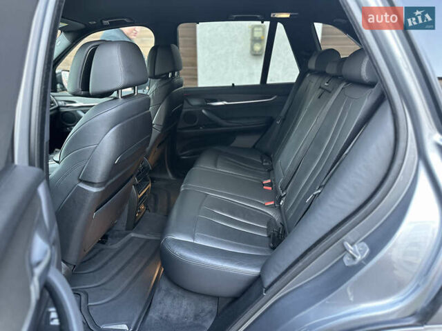 Серый БМВ Х5, объемом двигателя 2.99 л и пробегом 256 тыс. км за 30500 $, фото 25 на Automoto.ua
