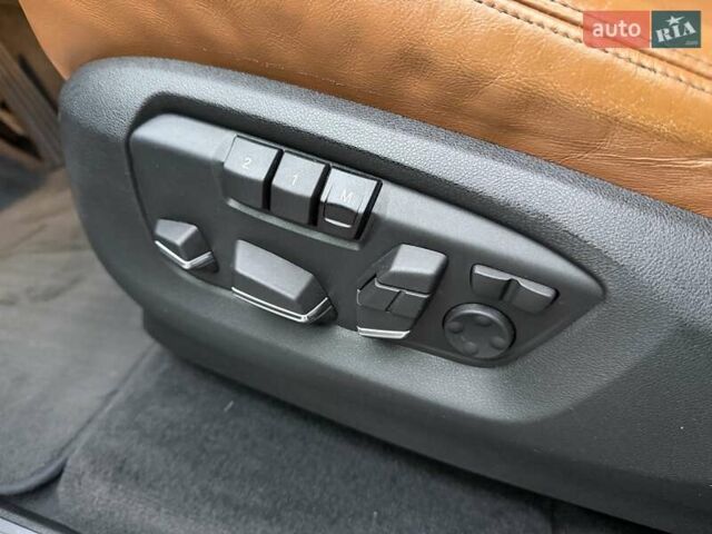 Серый БМВ Х5, объемом двигателя 2.99 л и пробегом 230 тыс. км за 31900 $, фото 5 на Automoto.ua