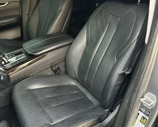 Серый БМВ Х5, объемом двигателя 0 л и пробегом 160 тыс. км за 23500 $, фото 52 на Automoto.ua