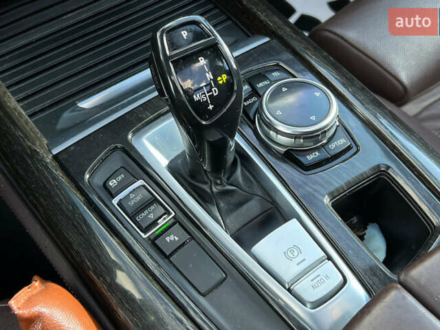 Серый БМВ Х5, объемом двигателя 2.98 л и пробегом 143 тыс. км за 28200 $, фото 14 на Automoto.ua