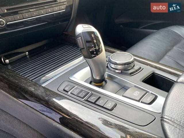 Сірий БМВ Х5, об'ємом двигуна 2.98 л та пробігом 145 тис. км за 22900 $, фото 13 на Automoto.ua