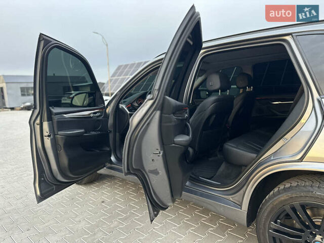 Серый БМВ Х5, объемом двигателя 0 л и пробегом 160 тыс. км за 23500 $, фото 59 на Automoto.ua