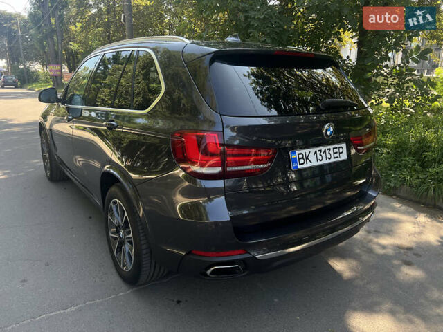 Сірий БМВ Х5, об'ємом двигуна 2 л та пробігом 196 тис. км за 26500 $, фото 5 на Automoto.ua