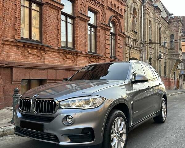 Серый БМВ Х5, объемом двигателя 2.98 л и пробегом 164 тыс. км за 25500 $, фото 107 на Automoto.ua