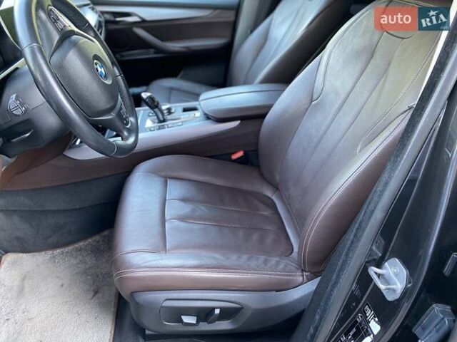Сірий БМВ Х5, об'ємом двигуна 2.99 л та пробігом 260 тис. км за 25777 $, фото 24 на Automoto.ua