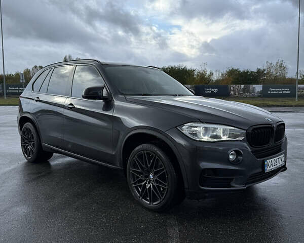 Серый БМВ Х5, объемом двигателя 2.98 л и пробегом 187 тыс. км за 25500 $, фото 7 на Automoto.ua