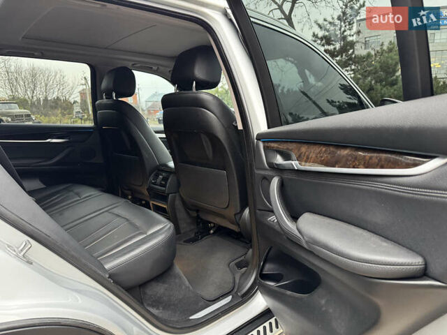 Серый БМВ Х5, объемом двигателя 2.98 л и пробегом 160 тыс. км за 21500 $, фото 56 на Automoto.ua