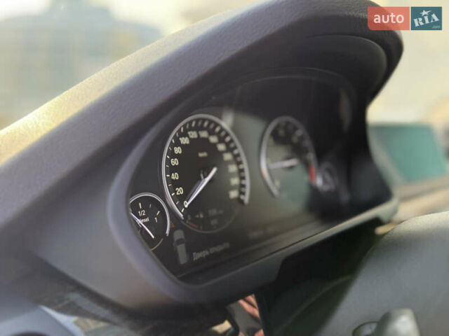 Сірий БМВ Х5, об'ємом двигуна 2 л та пробігом 180 тис. км за 25800 $, фото 28 на Automoto.ua