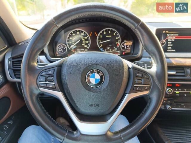 Серый БМВ Х5, объемом двигателя 2.99 л и пробегом 295 тыс. км за 19700 $, фото 23 на Automoto.ua