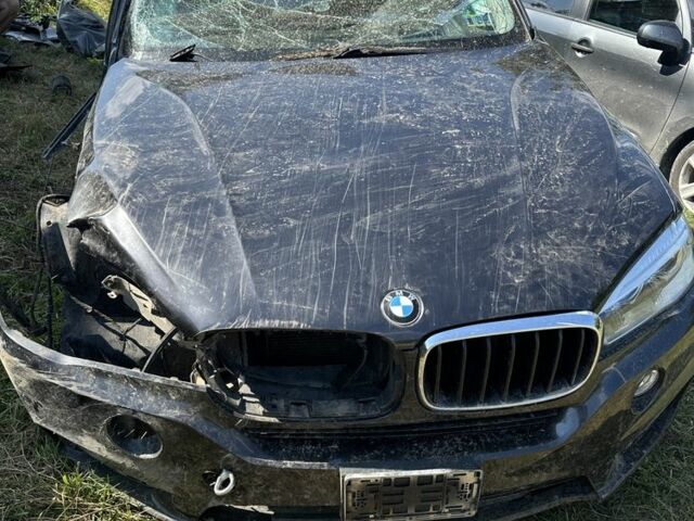 Серый БМВ Х5, объемом двигателя 3 л и пробегом 237 тыс. км за 100 $, фото 4 на Automoto.ua