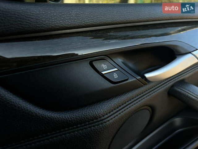 Серый БМВ Х5, объемом двигателя 2.98 л и пробегом 142 тыс. км за 20900 $, фото 28 на Automoto.ua