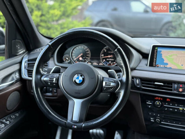 Серый БМВ Х5, объемом двигателя 2.99 л и пробегом 141 тыс. км за 38700 $, фото 18 на Automoto.ua