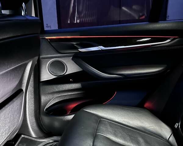 Серый БМВ Х5, объемом двигателя 2.98 л и пробегом 218 тыс. км за 20500 $, фото 24 на Automoto.ua