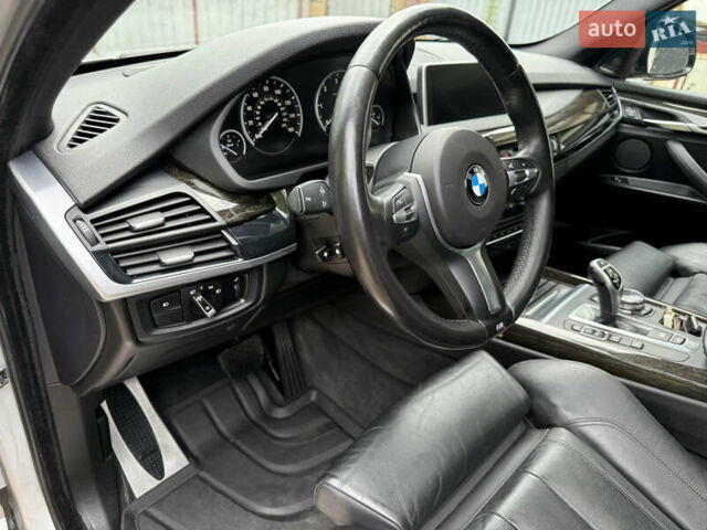 Сірий БМВ Х5, об'ємом двигуна 2.99 л та пробігом 237 тис. км за 27500 $, фото 15 на Automoto.ua