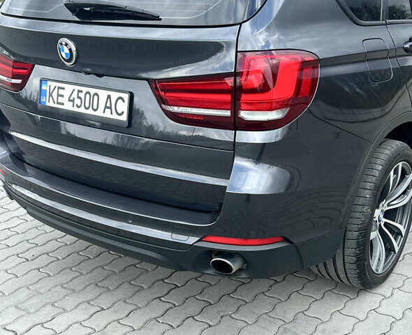 Сірий БМВ Х5, об'ємом двигуна 2 л та пробігом 197 тис. км за 24000 $, фото 5 на Automoto.ua