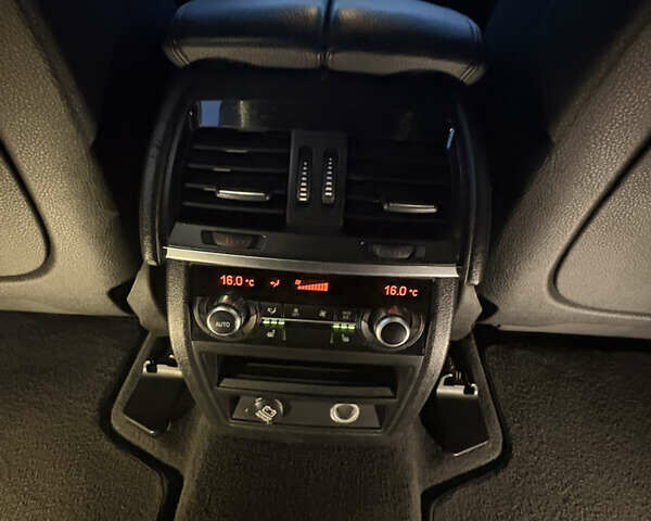 Сірий БМВ Х5, об'ємом двигуна 3 л та пробігом 244 тис. км за 19900 $, фото 24 на Automoto.ua