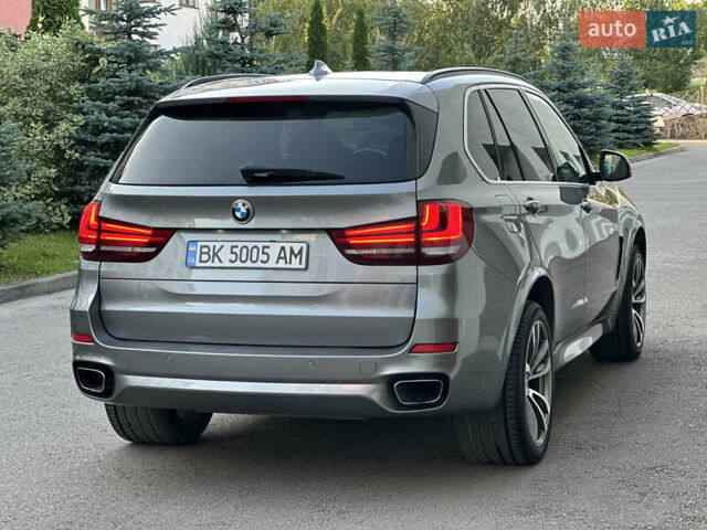 Серый БМВ Х5, объемом двигателя 2.99 л и пробегом 256 тыс. км за 30500 $, фото 6 на Automoto.ua