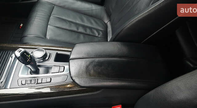 Сірий БМВ Х5, об'ємом двигуна 2.98 л та пробігом 280 тис. км за 18900 $, фото 29 на Automoto.ua